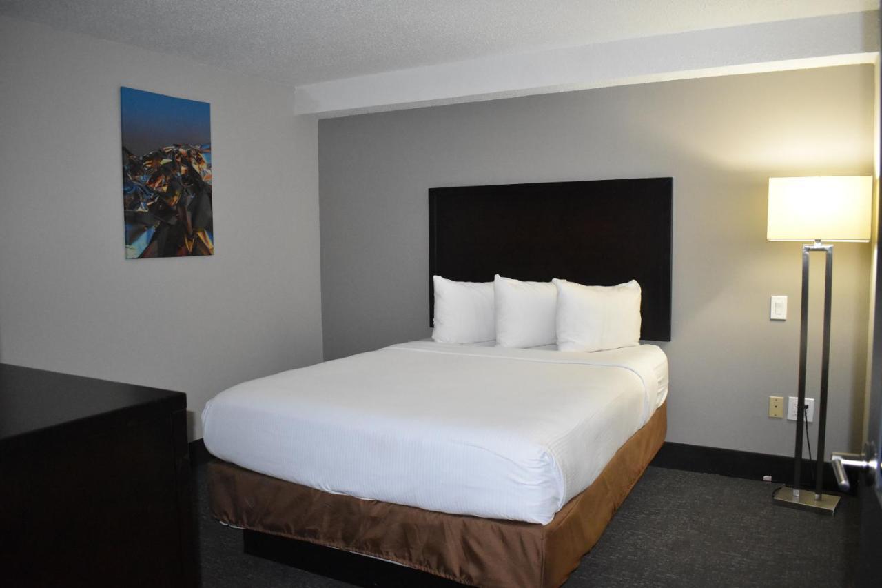 Wingate By Wyndham Atlanta Galleria/ Ballpark Смирна Экстерьер фото