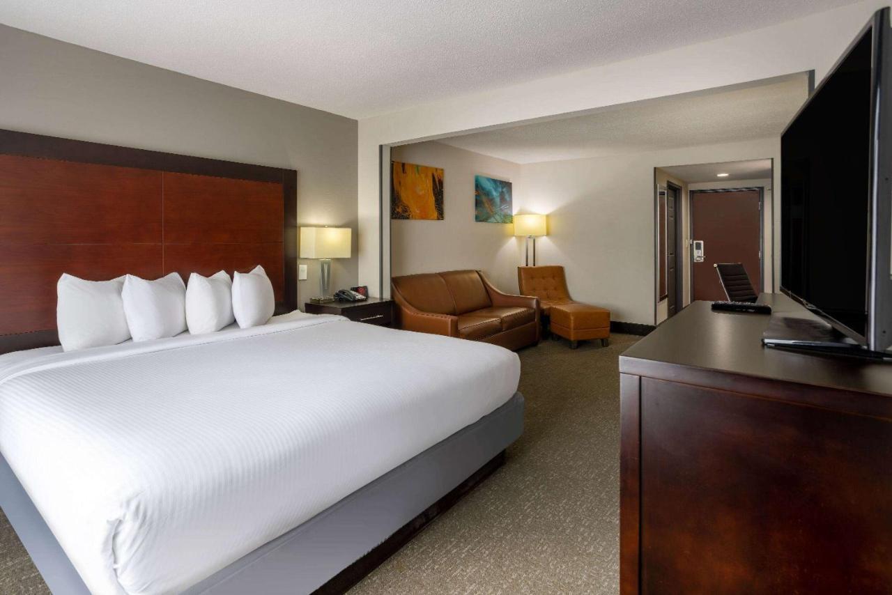 Wingate By Wyndham Atlanta Galleria/ Ballpark Смирна Экстерьер фото