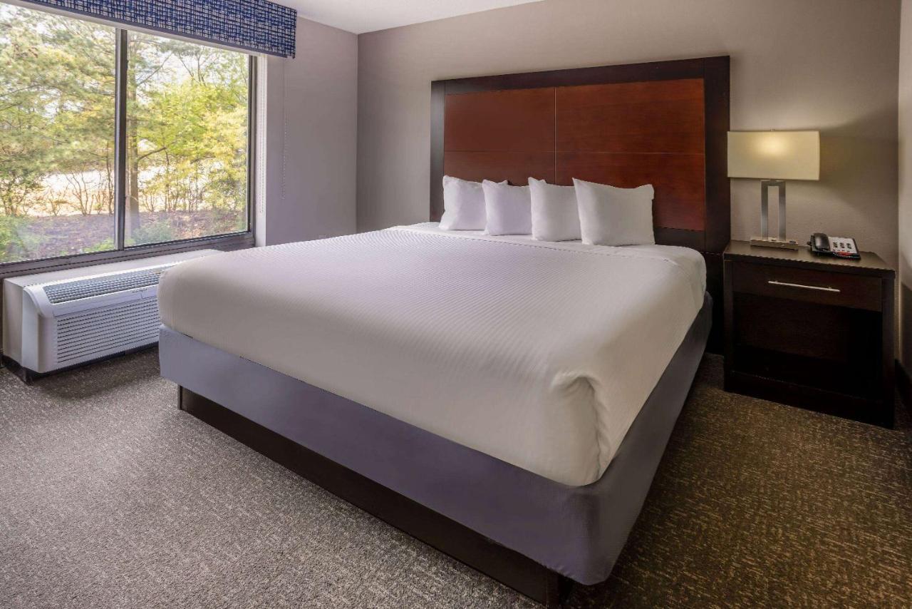 Wingate By Wyndham Atlanta Galleria/ Ballpark Смирна Экстерьер фото