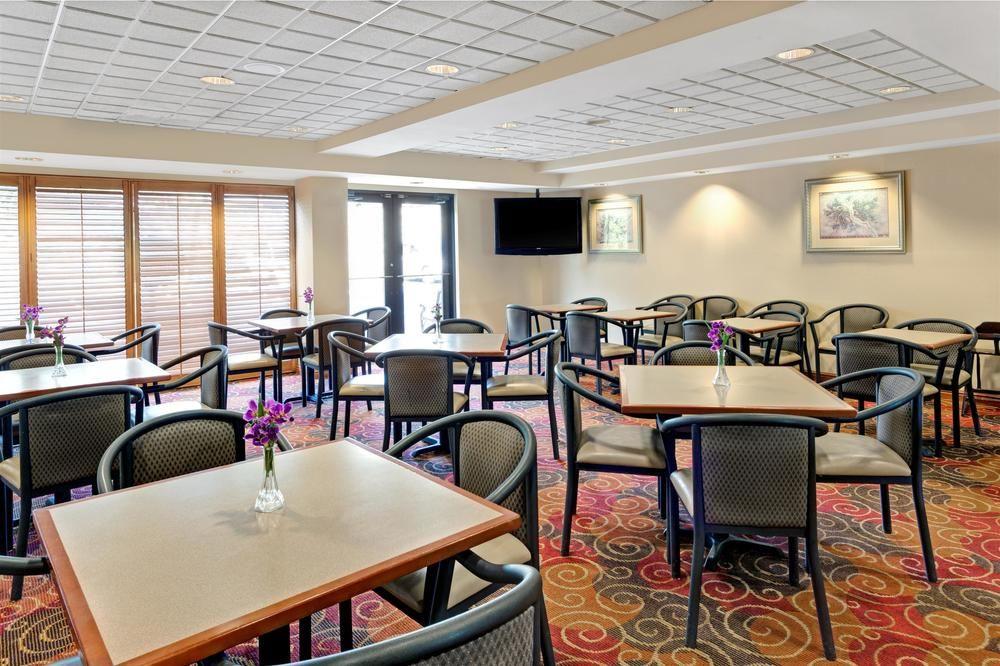 Wingate By Wyndham Atlanta Galleria/ Ballpark Смирна Экстерьер фото